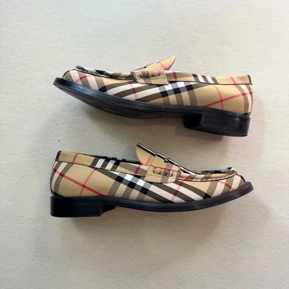 Burberry Plaid Loafers - Picture 7 of 7